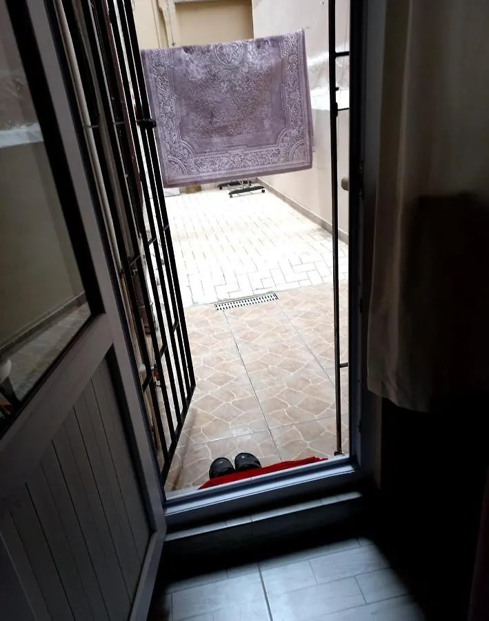 Studio Au Sous Sol 伊斯坦布尔